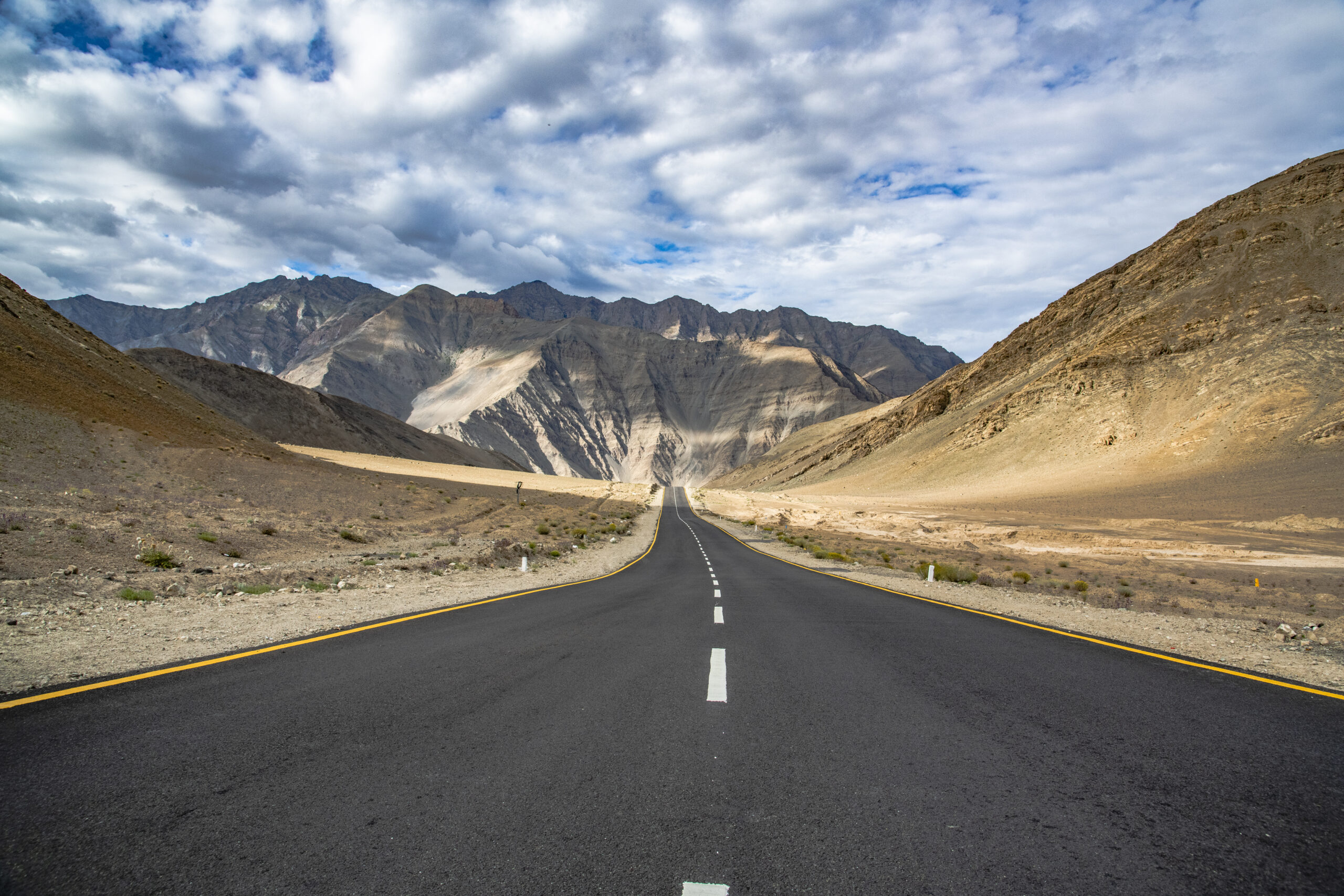 Ladakh – Land of high passes gallery image 4